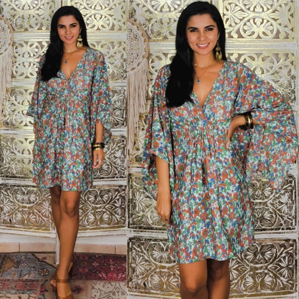 BOHO TRIBE OS Mini Dress with Large Sleeves